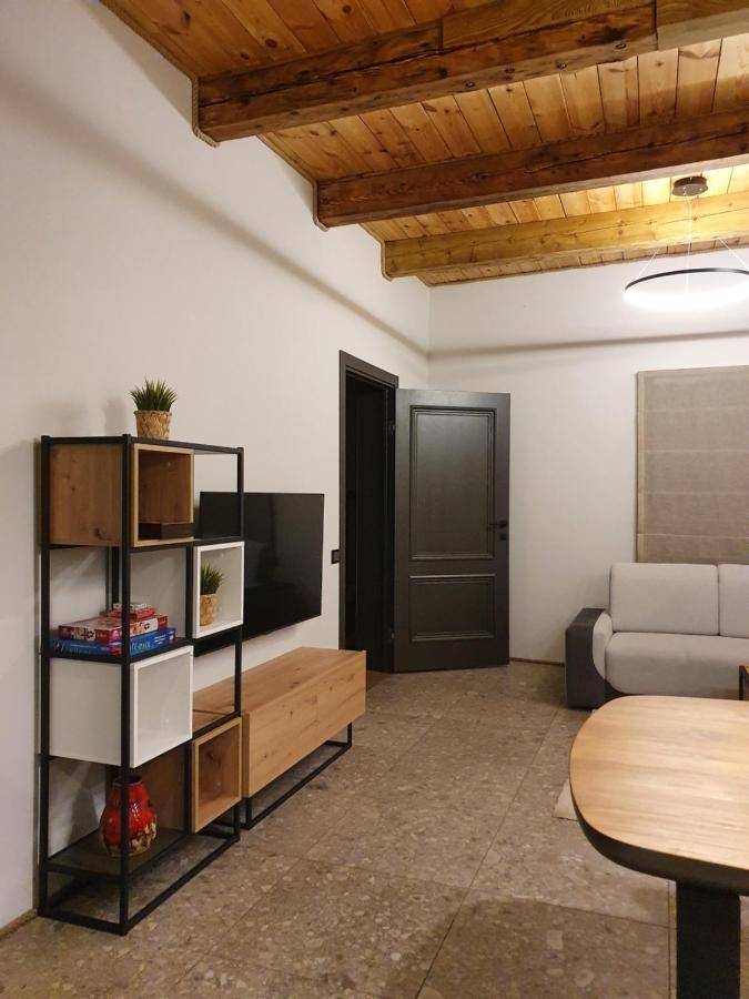 Kk Apartment Ventspils Buitenkant foto